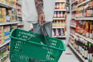 Brasil volta a ter inflação de dois dígitos após seis anos